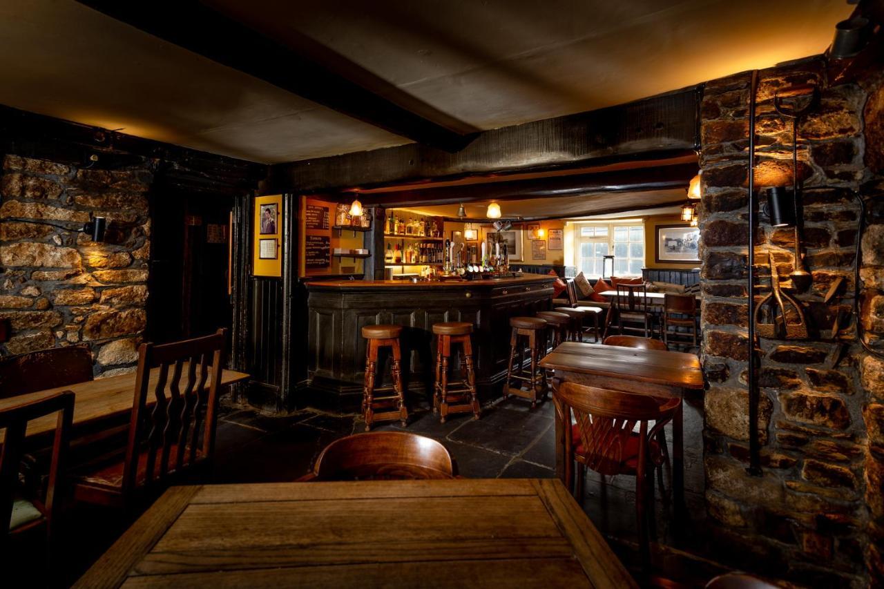 Castle Inn Lydford Екстериор снимка