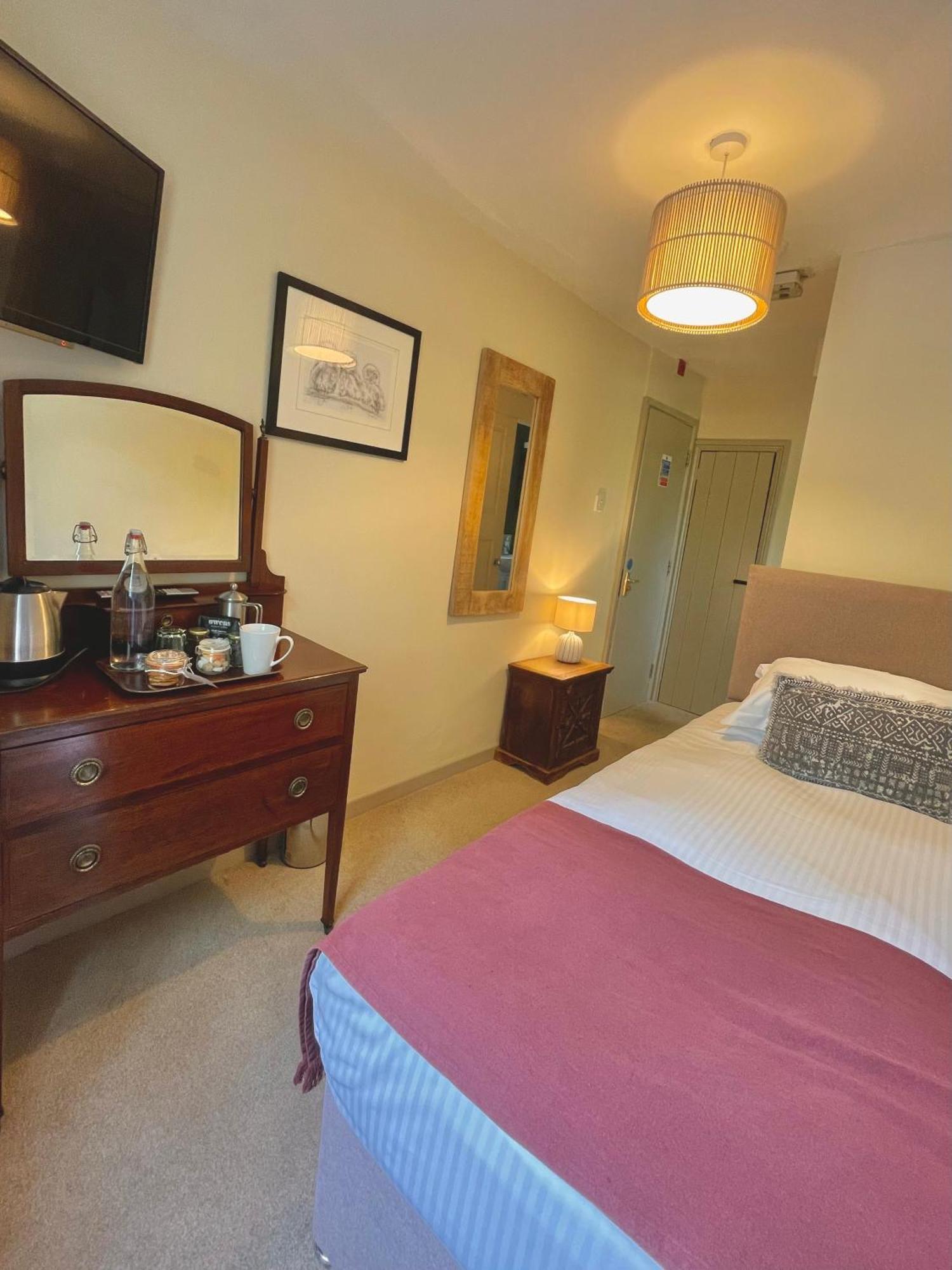 Castle Inn Lydford Екстериор снимка